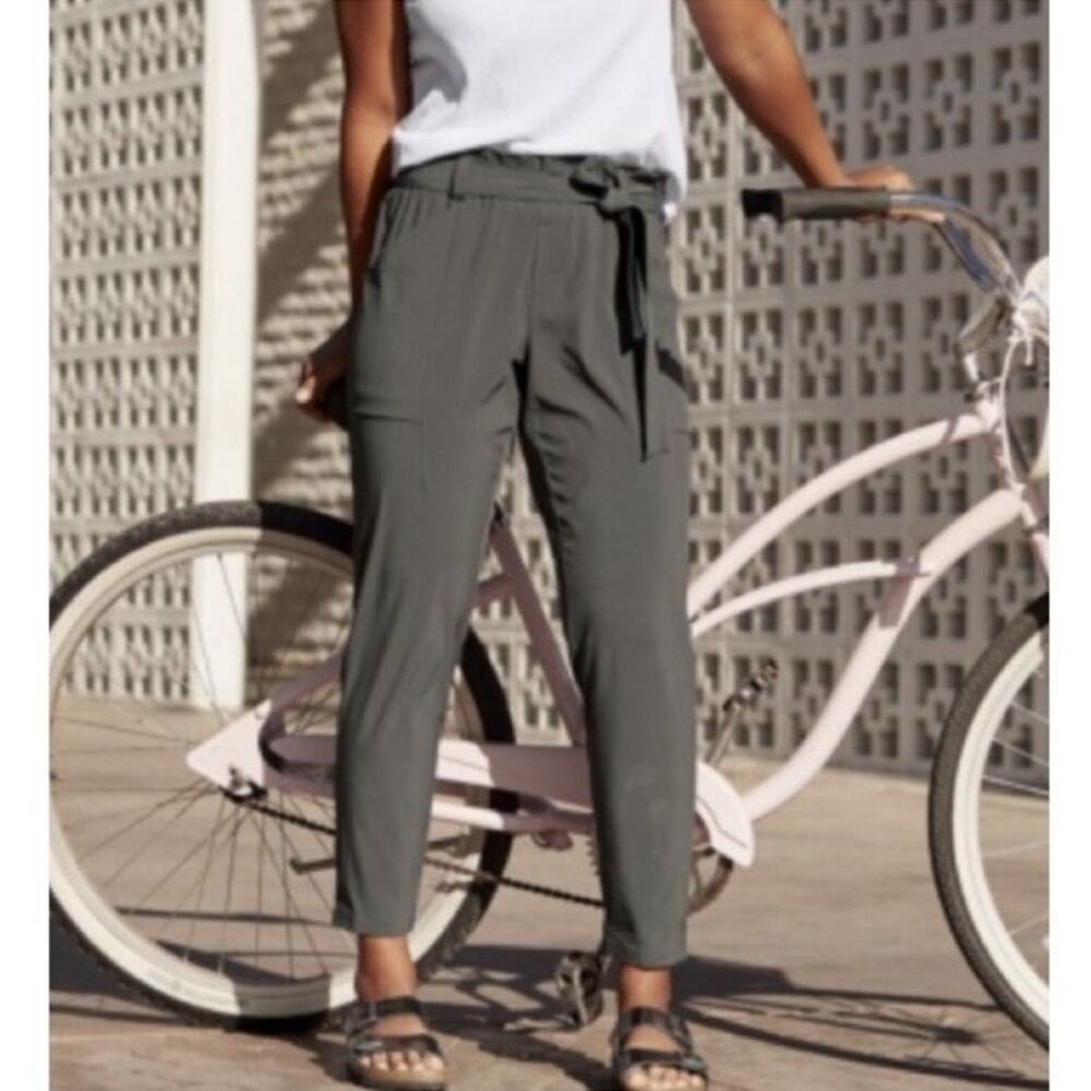 Athleta Skyline Pants Womens Size 2 XS Gray Grey Elastic Waist Stretch Belted - Picture 1 of 10